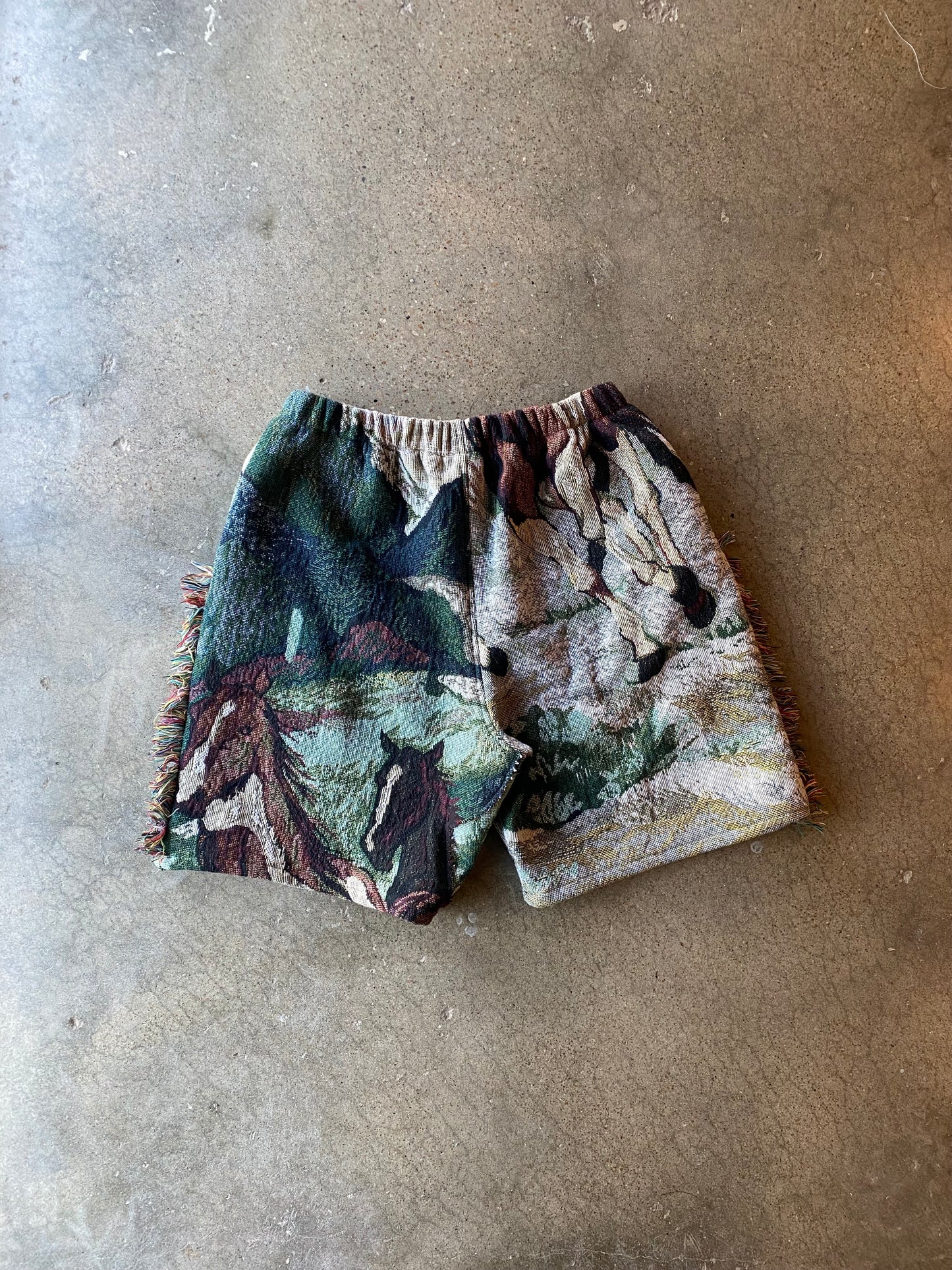 Job 39 Shorts