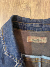 Load image into Gallery viewer, Vintage Levi Jacket

